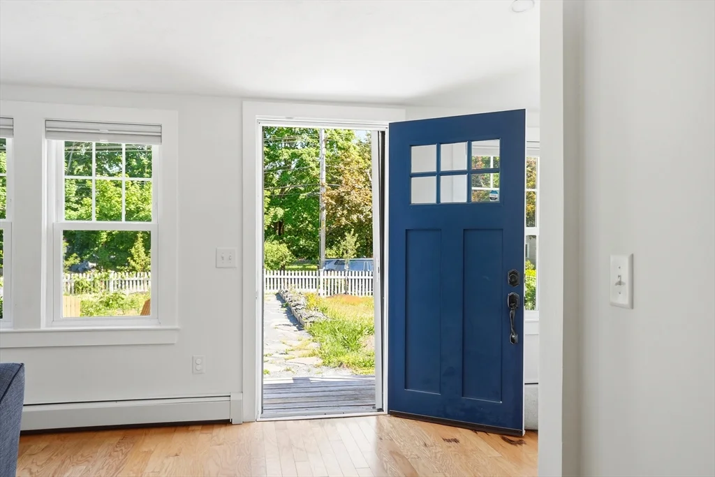 4 bed, 2 bath apartment for rent at 374 First Parrish Unit 1, Scituate — photo 2 of 27
