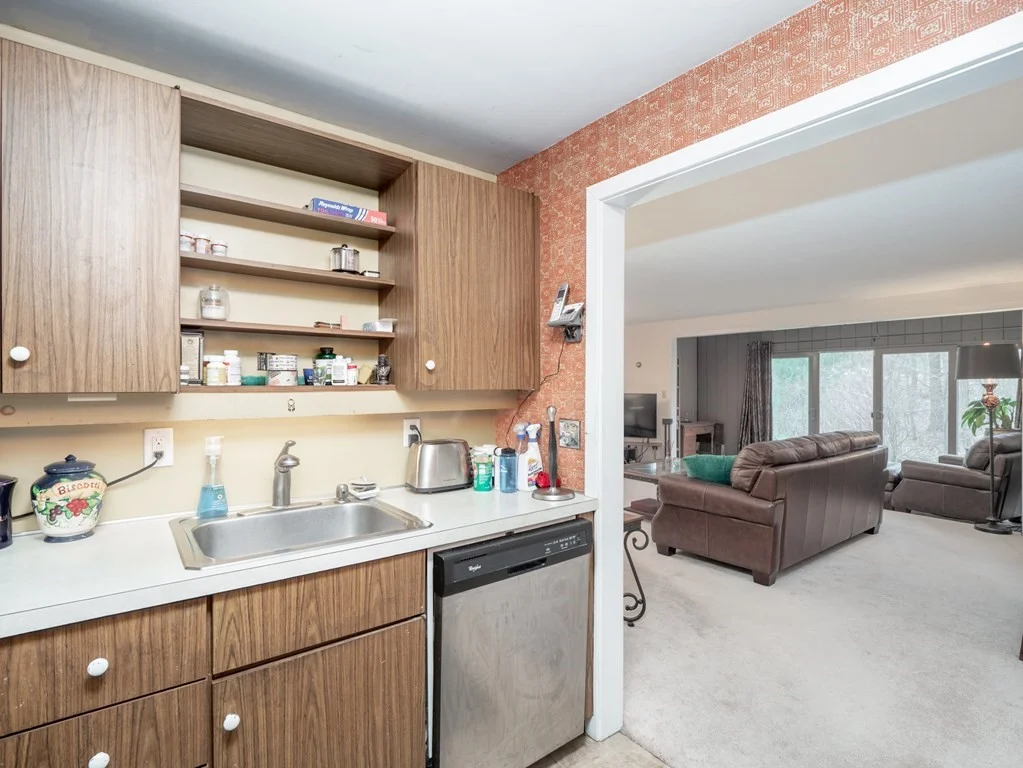 1 bed, 1 bath apartment for rent at 374 Great Rd Unit 11, Acton — photo 25 of 42