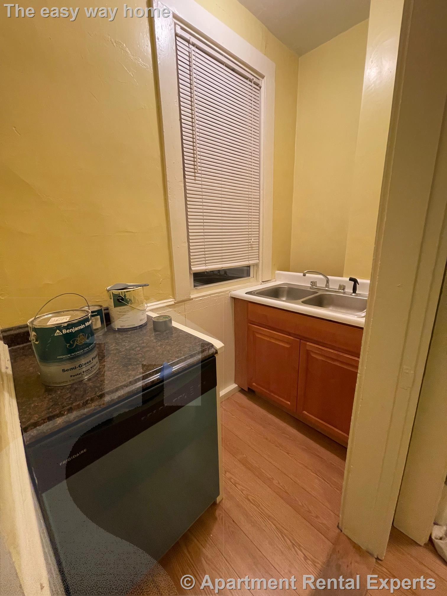 3 bed, 1 bath apartment for rent at 374 Highland Ave, Davis Square — photo 10 of 34