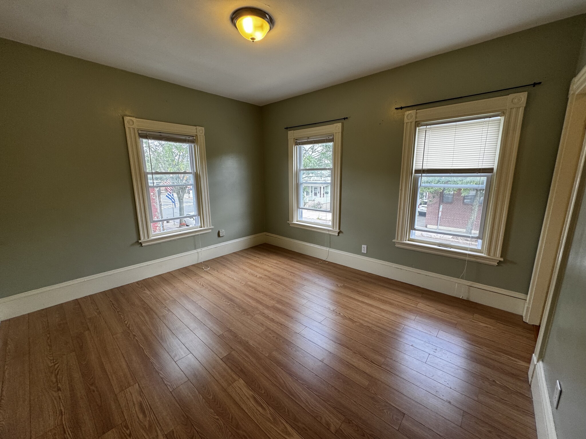 3 bed, 1.5 bath apartment for rent at 374 Highland Ave Unit SF, Davis Square — photo 21 of 25