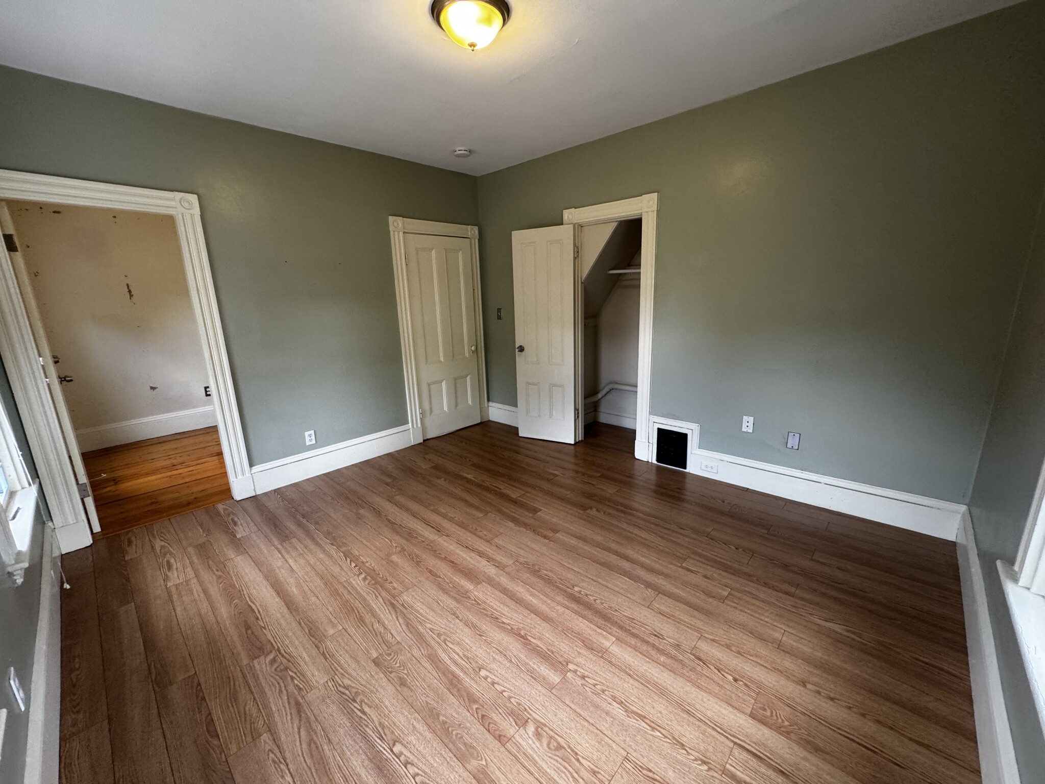 3 bed, 1.5 bath apartment for rent at 374 Highland Ave Unit SF, Davis Square — photo 22 of 25