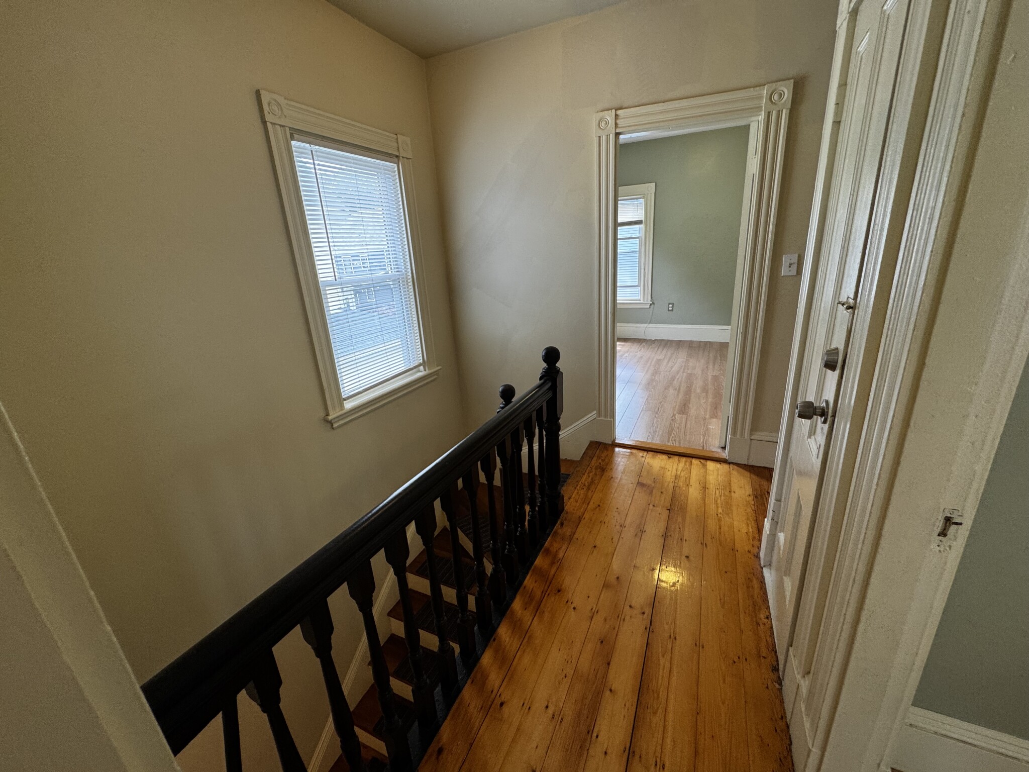 3 bed, 1.5 bath apartment for rent at 374 Highland Ave Unit SF, Davis Square — photo 13 of 25