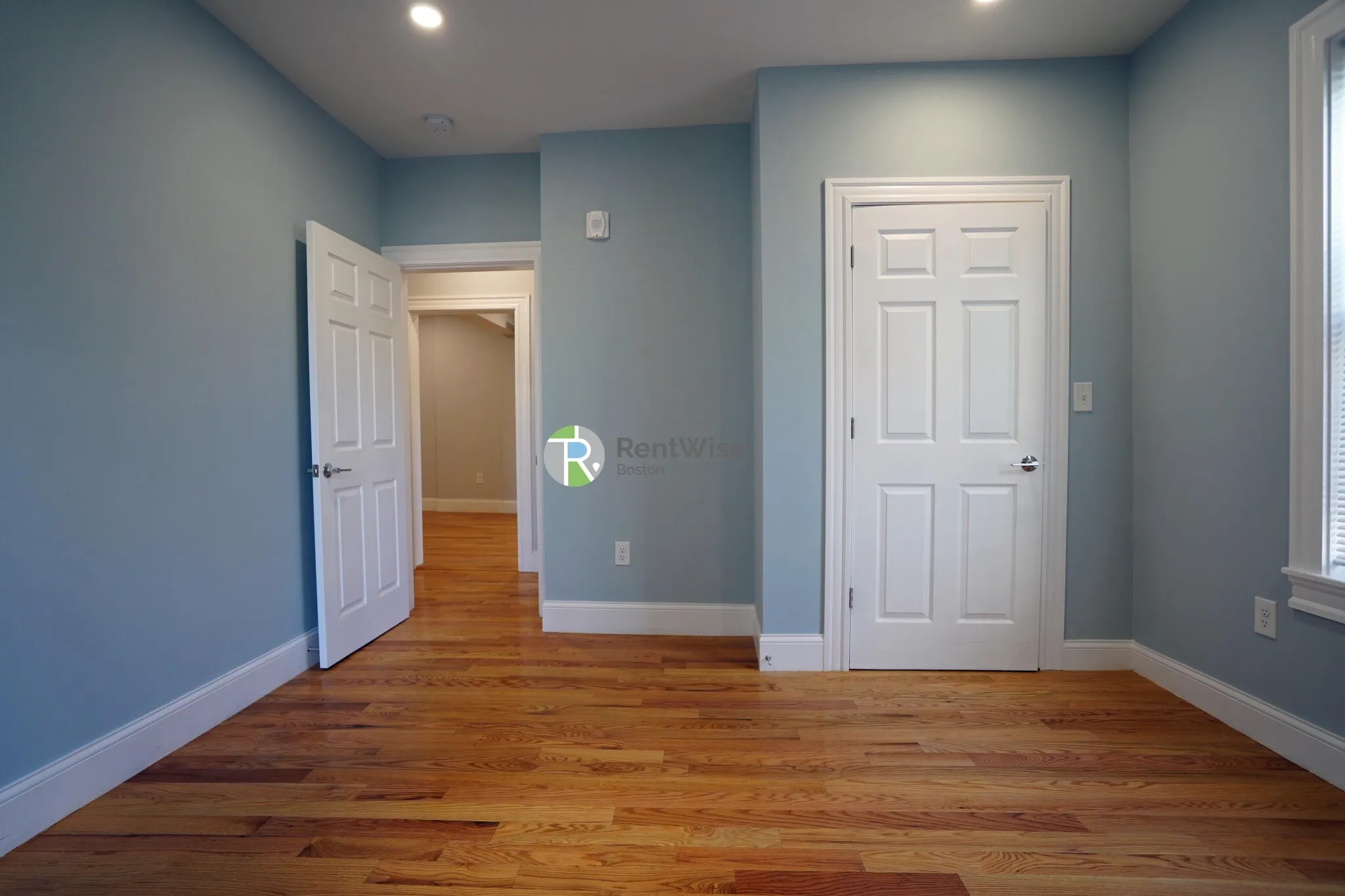 2 bed, 1 bath apartment for rent at 374 Oxford St Unit 2, Baldwin — photo 11 of 20