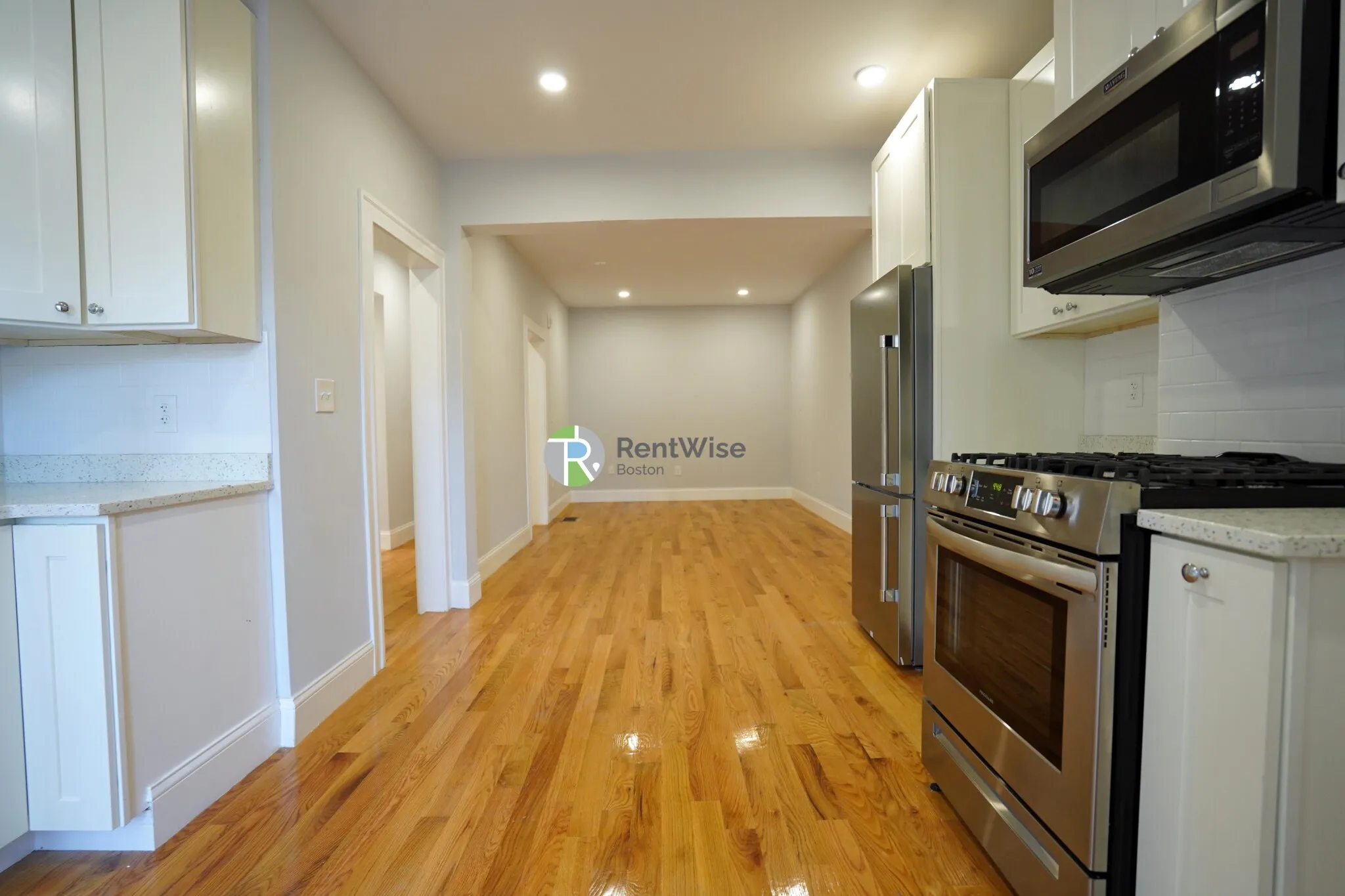 2 bed, 1 bath apartment for rent at 374 Oxford St Unit 2, Baldwin — photo 7 of 20