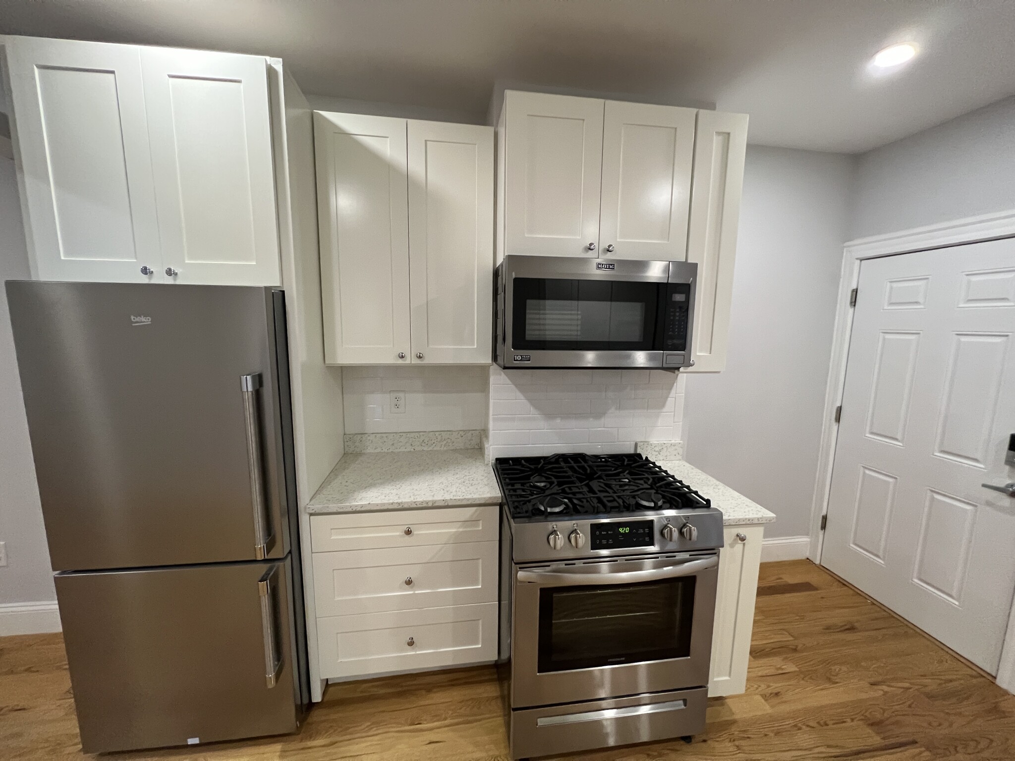 2 bed, 1 bath apartment for rent at 374 Oxford St Unit 2O, Baldwin — photo 20 of 32