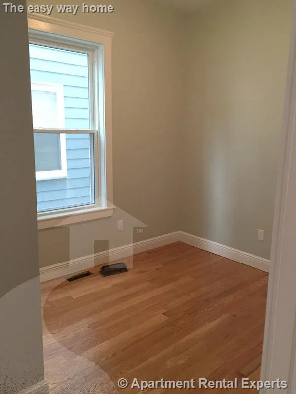 4 bed, 1 bath apartment for rent at 374 Prospect St Unit 1, Inman Square — photo 5 of 13