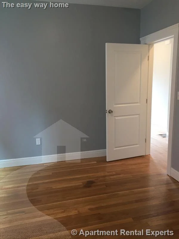 4 bed, 1 bath apartment for rent at 374 Prospect St Unit 1, Inman Square — photo 9 of 13