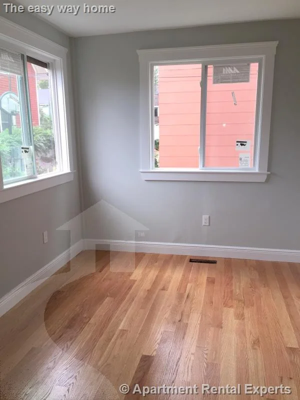 4 bed, 1 bath apartment for rent at 374 Prospect St Unit 1, Inman Square — photo 3 of 13