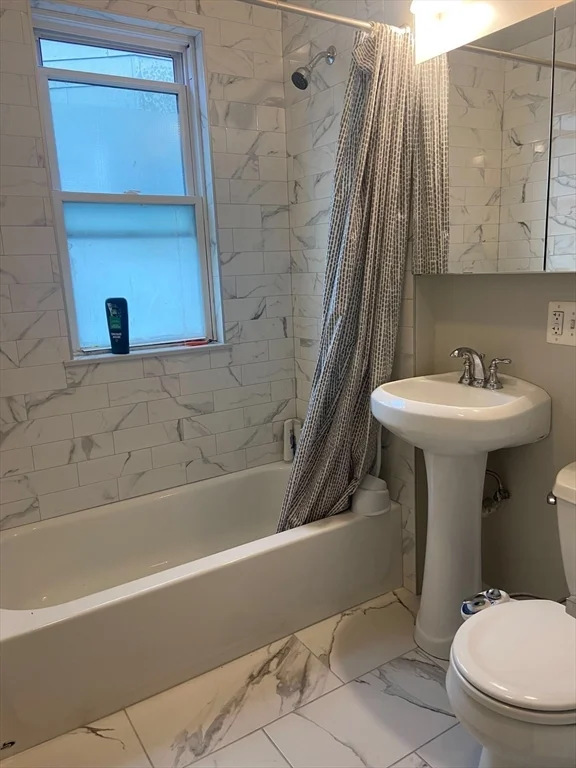5 bed, 1 bath apartment for rent at 374 Prospect Unit 3A, Inman Square — photo 4 of 12