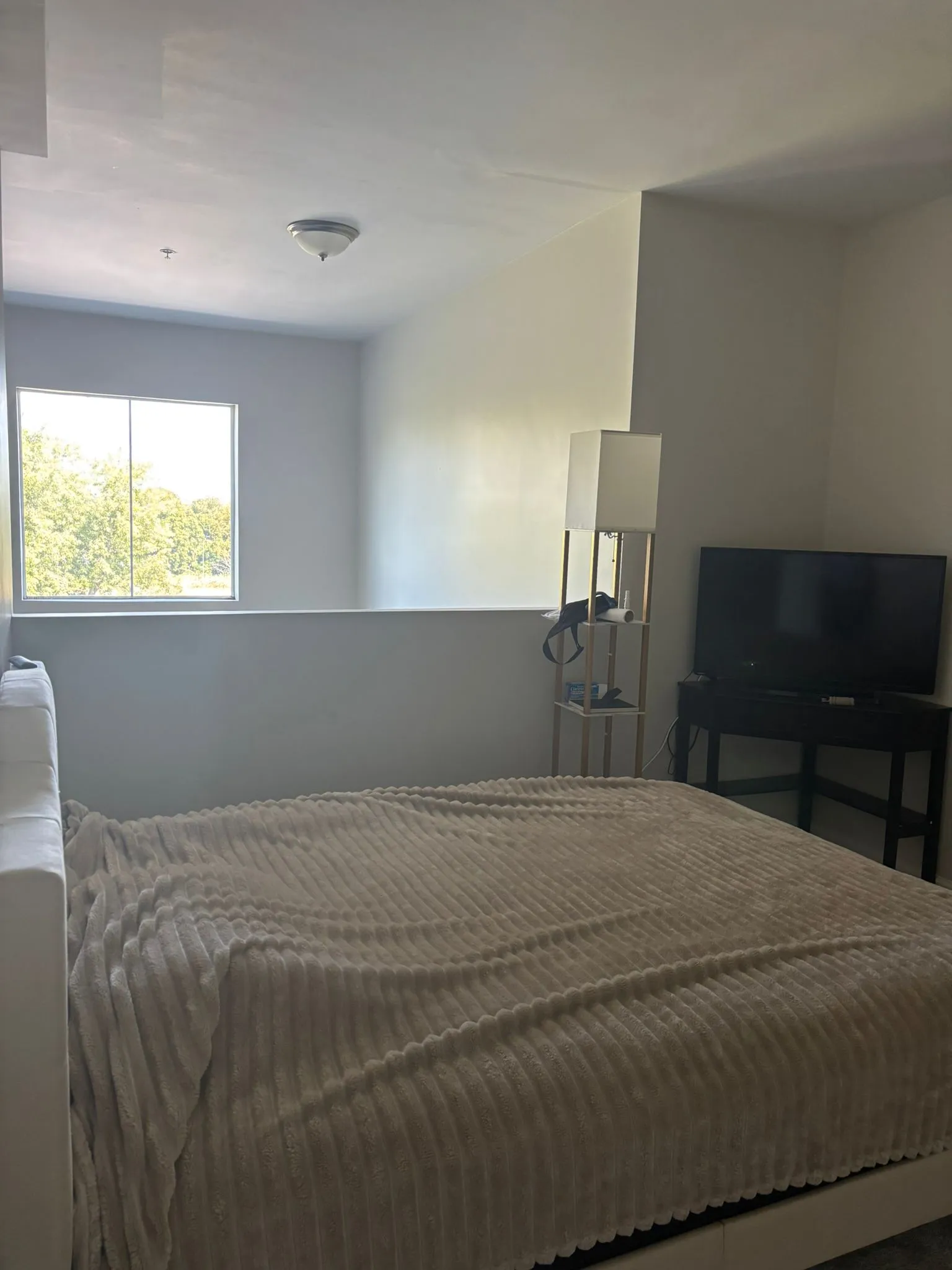 2 bed, 1 bath apartment for rent at 375 Acorn Park Dr Unit 3, Belmont — photo 5 of 9