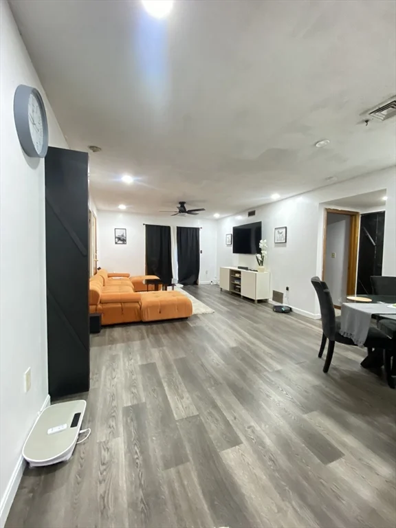 2 bed, 1 bath apartment for rent at 375 Aiken Ave Unit 6, Lowell — photo 3 of 7