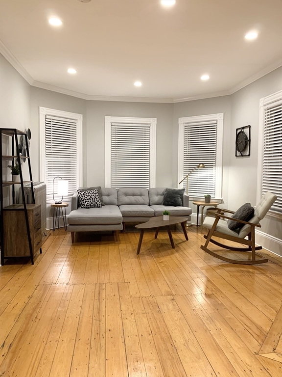 2 bed, 1 bath apartment for rent at 375 Broadway Unit 5, Mid Cambridge — photo 2 of 16