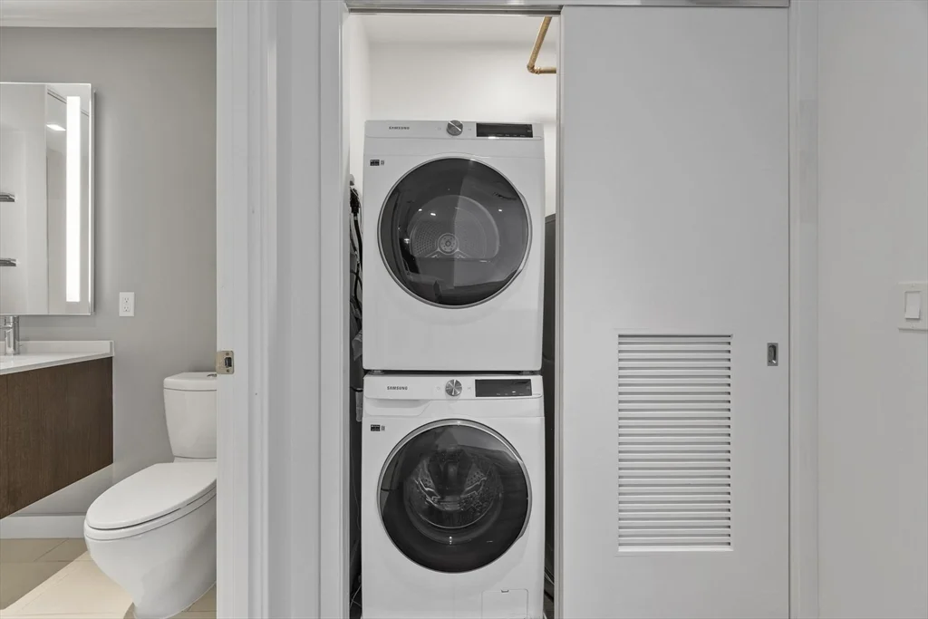 2 bed, 1 bath apartment for rent at 375 Canal St Unit 703R, Assembly Square — photo 17 of 40