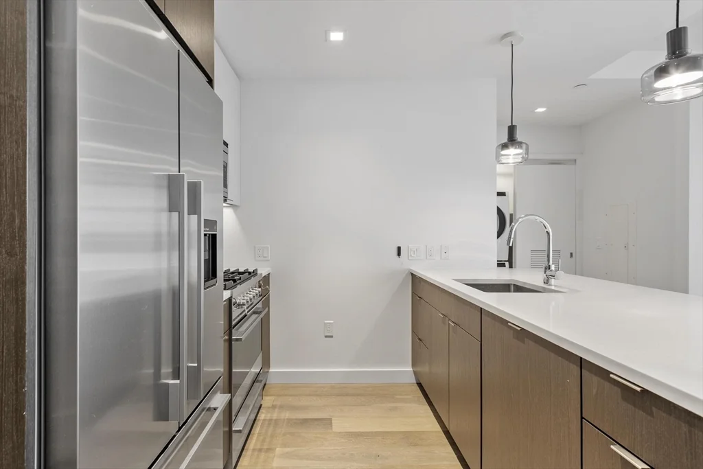 2 bed, 1 bath apartment for rent at 375 Canal St Unit 703R, Assembly Square — photo 6 of 40