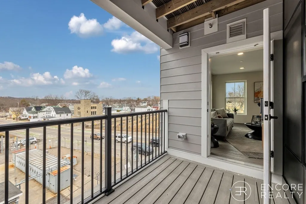 2 bed, 1 bath apartment for rent at 375 Cummins Highway Unit 375-202, Hyde Park — photo 13 of 21