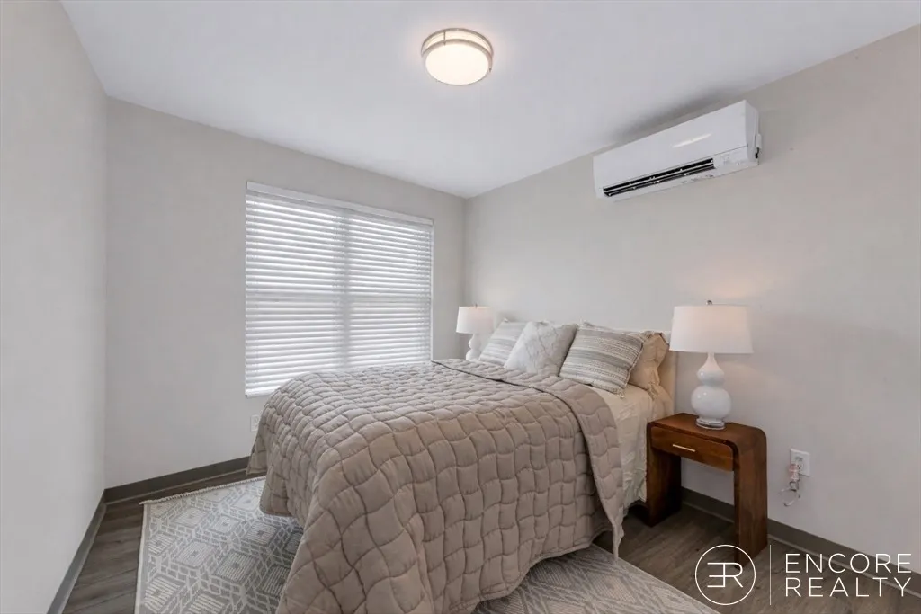 2 bed, 1 bath apartment for rent at 375 Cummins Highway Unit 375-202, Hyde Park — photo 11 of 21