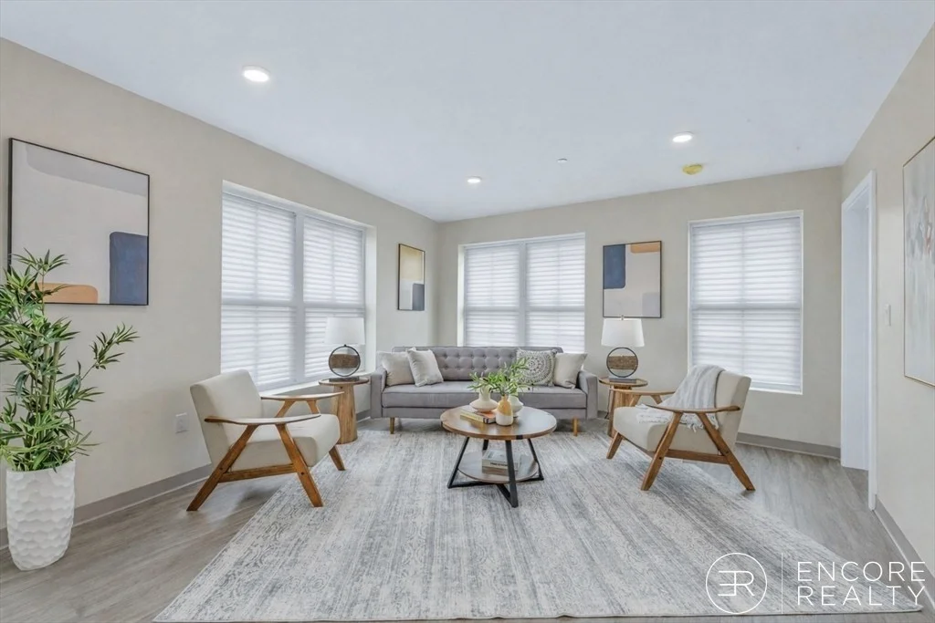 1 bed, 1 bath apartment for rent at 375 Cummins Hwy Unit 501, Roslindale — photo 5 of 16