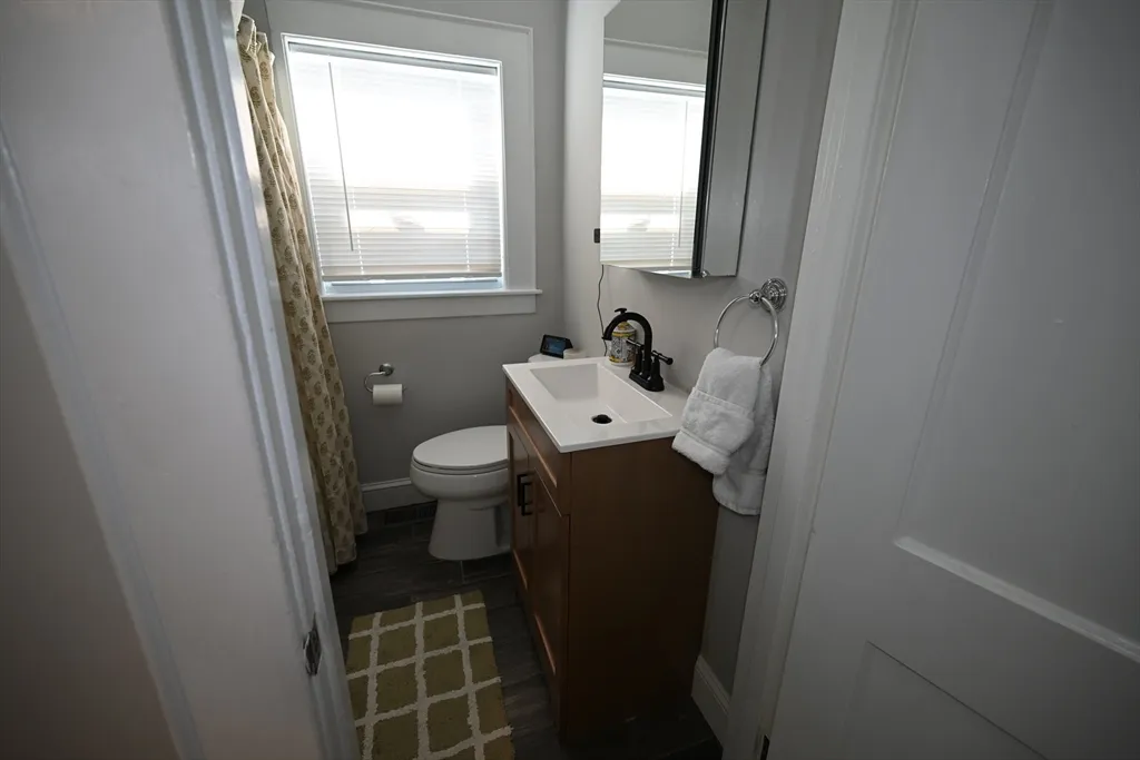 2 bed, 1 bath apartment for rent at 375 East Merrimack St Unit 1, Lowell — photo 17 of 17