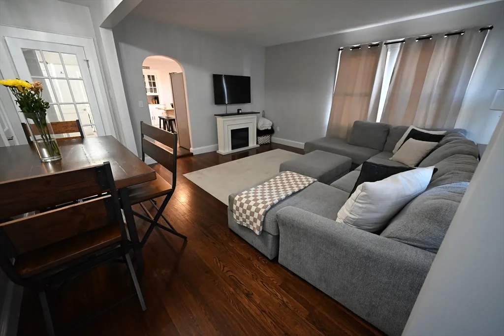 2 bed, 1 bath apartment for rent at 375 East Merrimack St Unit 1, Lowell — photo 1 of 17