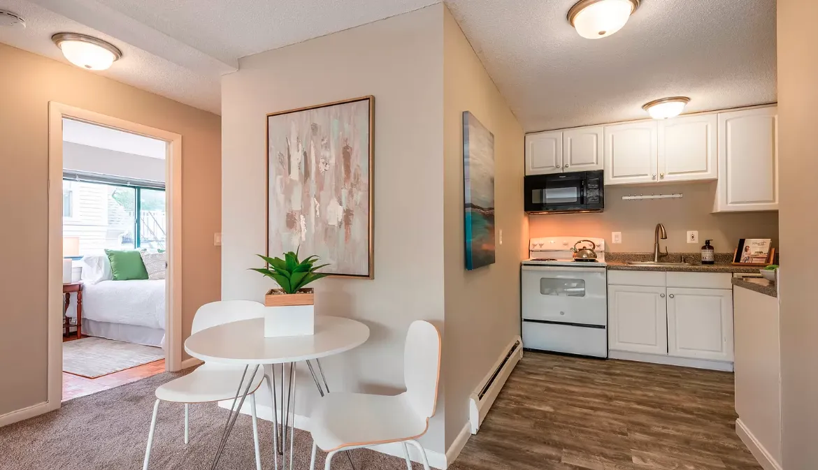 2 bed, 1 bath apartment for rent at 375 Harvard St Unit 2, Mid-Cambridge — photo 3 of 10