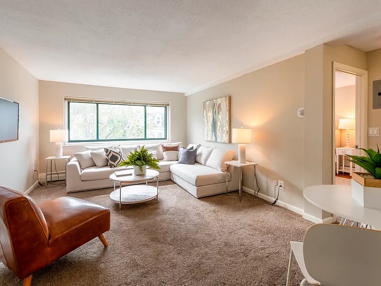 1 bed, 1 bath apartment for rent at 375 Harvard St Unit 4A, Mid-Cambridge — photo 1 of 10