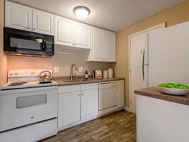 1 bed, 1 bath apartment for rent at 375 Harvard St Unit 4A, Mid-Cambridge — photo 5 of 10