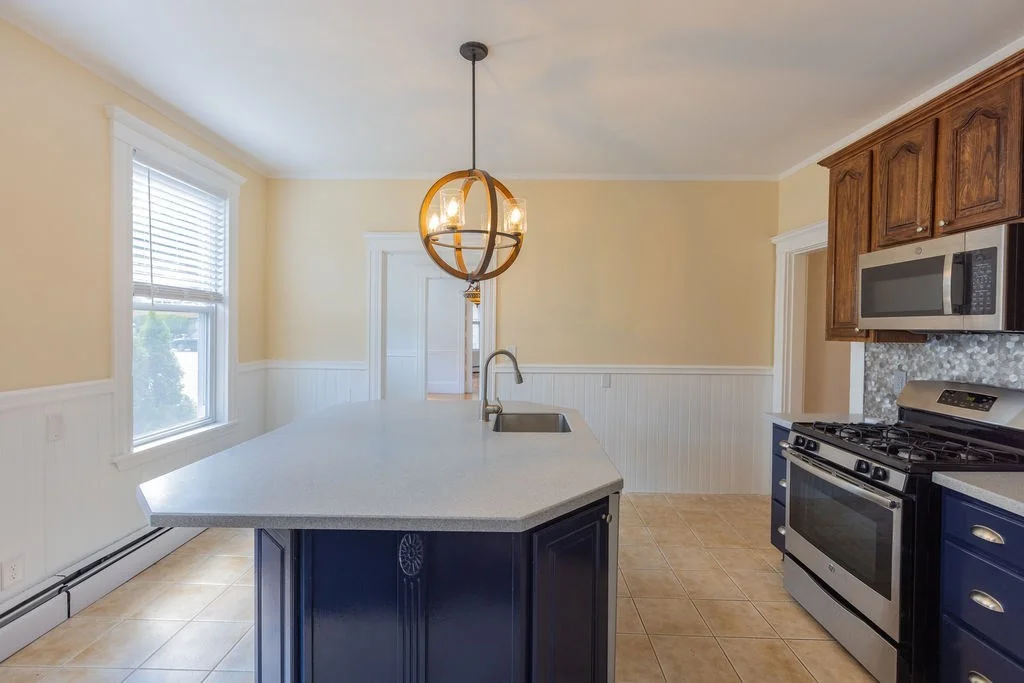 2 bed, 1 bath apartment for rent at 375 Lafayette St Unit 1, Salem — photo 13 of 26