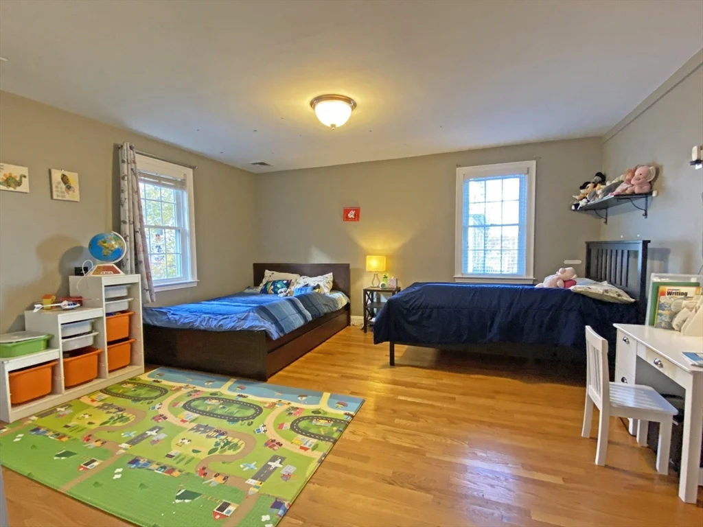 3 bed, 2 bath apartment for rent at 375 Lowell Ave Unit -, Newtonville — photo 8 of 20