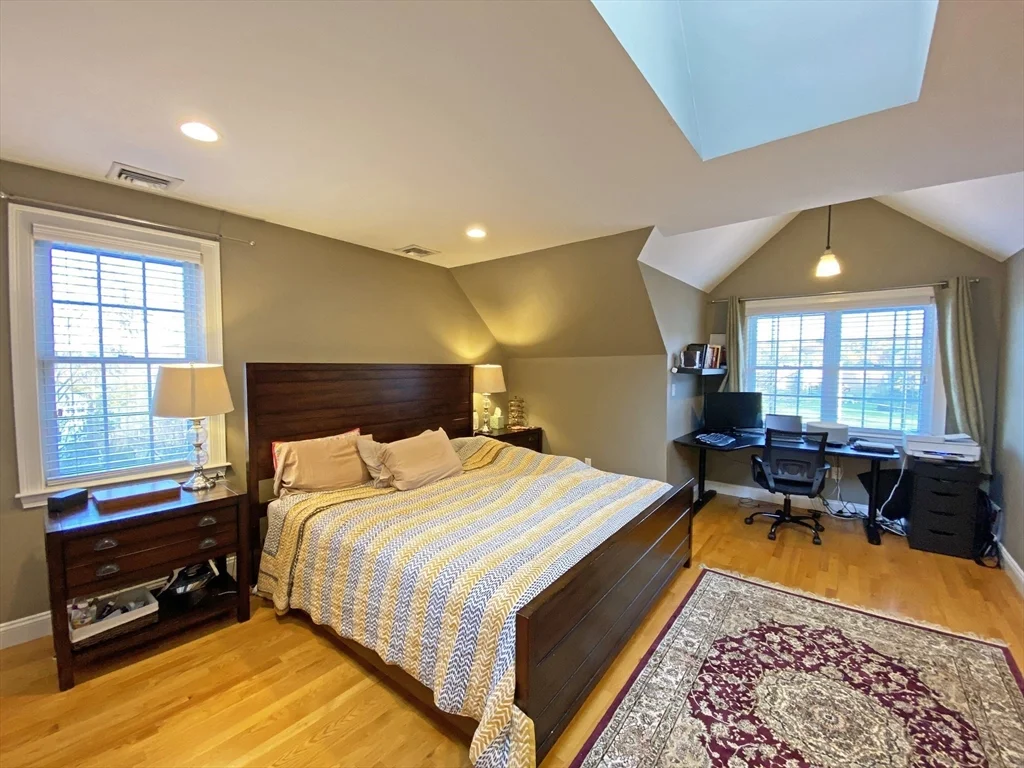3 bed, 2 bath apartment for rent at 375 Lowell Ave Unit -, Newtonville — photo 12 of 20