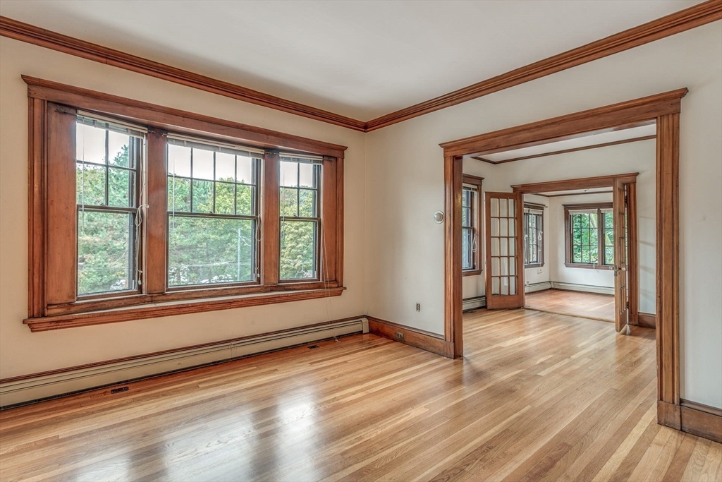 3 bed, 1 bath apartment for rent at 375 Mt Auburn St   Room For Rent Unit 2, West Cambridge — photo 5 of 26