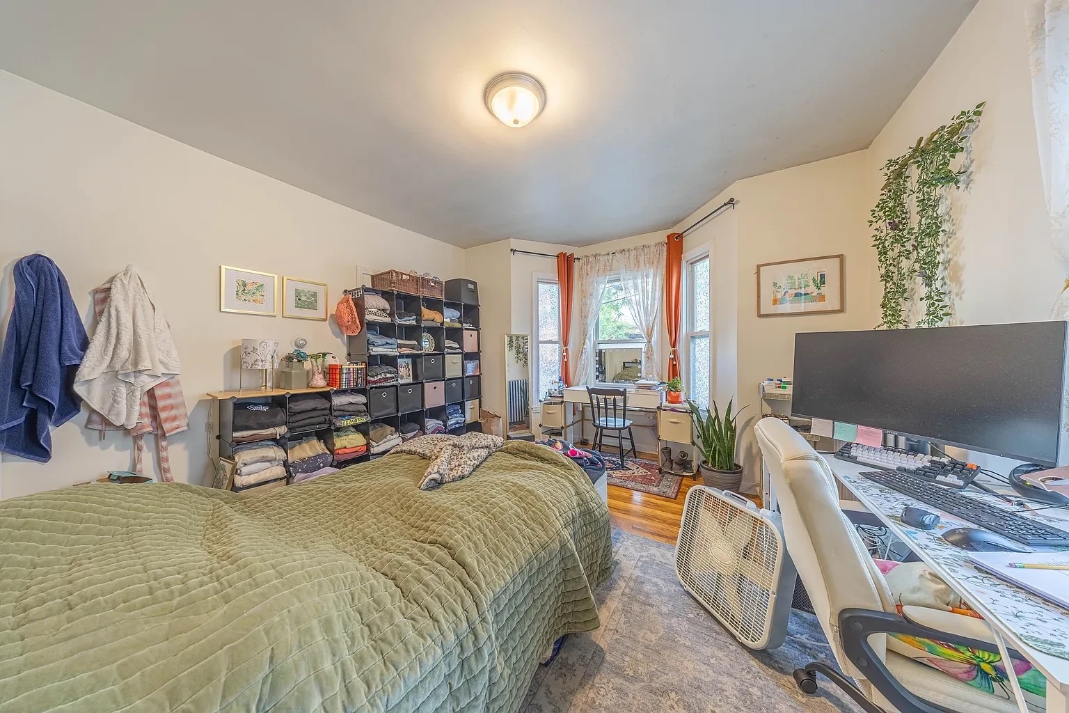 3 bed, 1 bath apartment for rent at 375 Prospect St Unit 1, Wellington-Harrington — photo 8 of 14