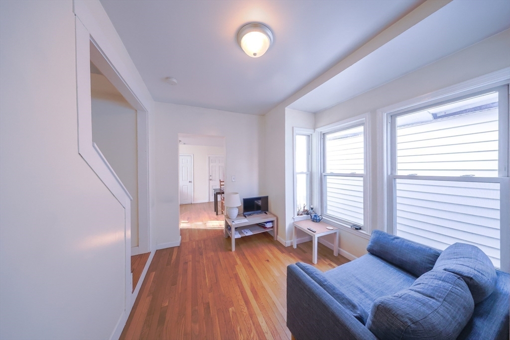 4 bed, 1 bath apartment for rent at 375 Prospect St Unit 2, Wellington-Harrington — photo 11 of 12