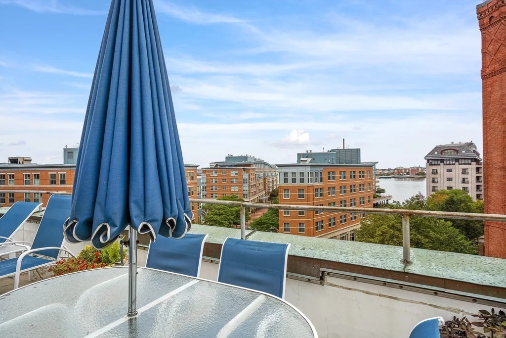 2 bed, 2 bath apartment for rent at 376 Commercial St Unit 4D, Waterfront — photo 32 of 34