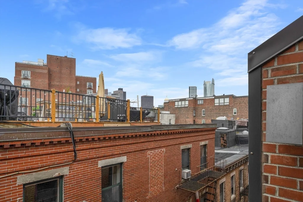 2 bed, 2 bath apartment for rent at 376 Commercial St Unit 4D, Waterfront — photo 15 of 34