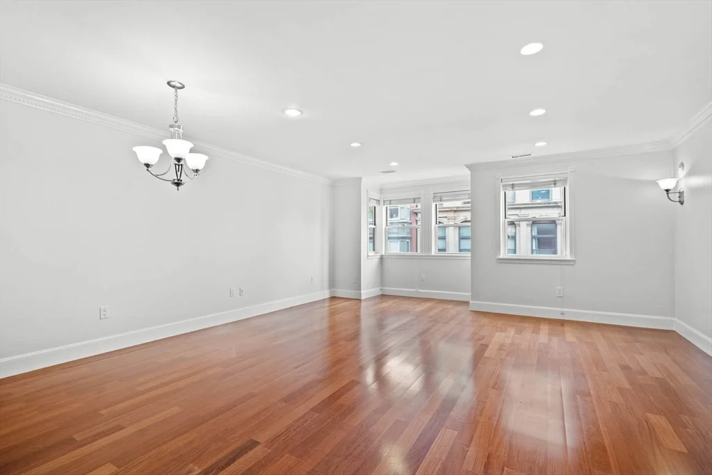 2 bed, 2 bath apartment for rent at 376 Commercial St Unit 4D, Waterfront — photo 19 of 34