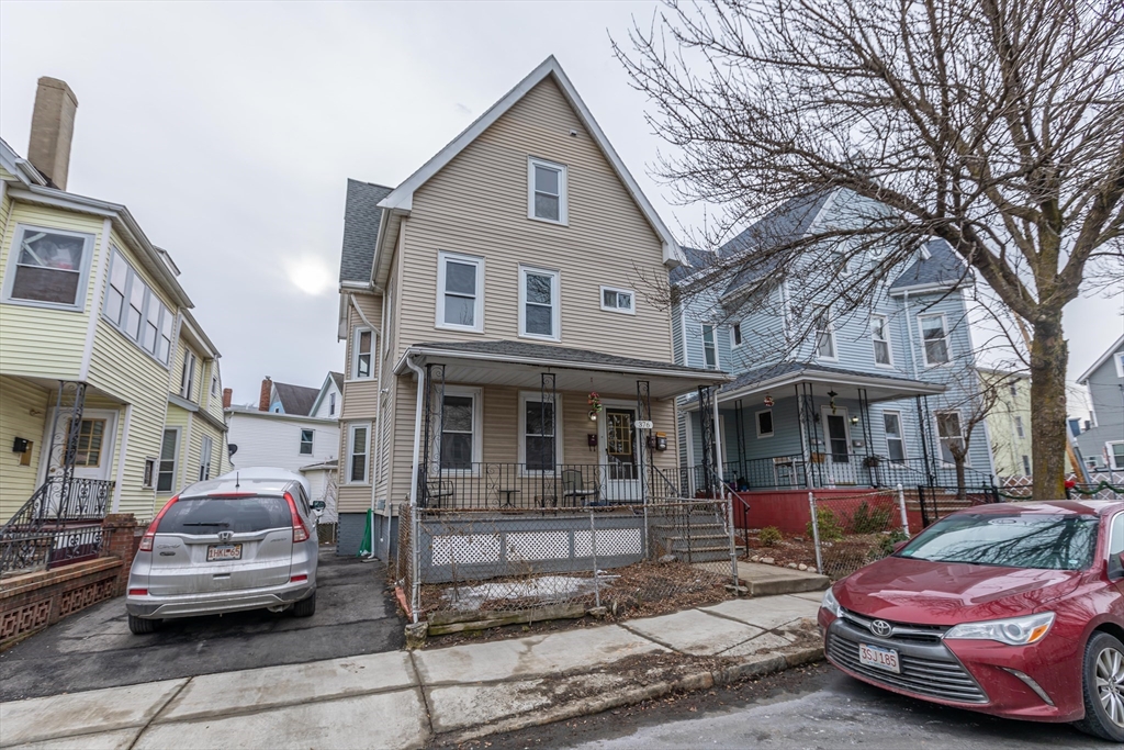 5 bed, 2 bath apartment for rent at 376 Medford St Unit 2, Somerville — photo 39 of 41