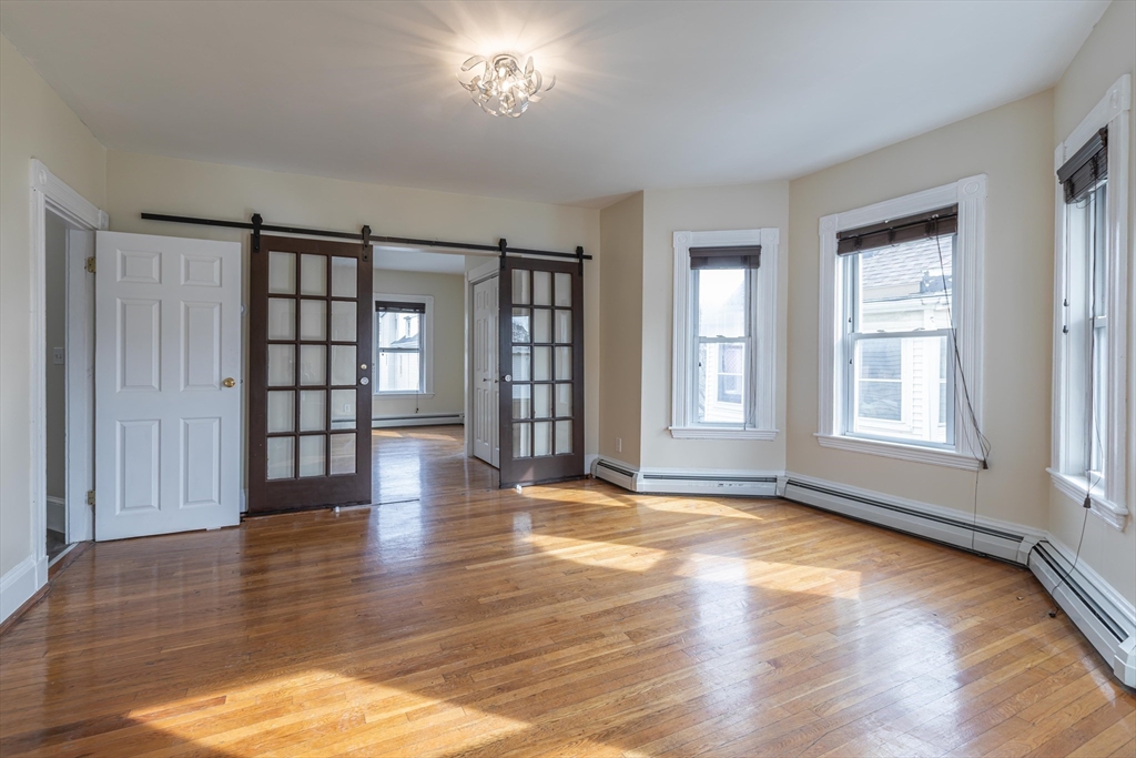 5 bed, 2 bath apartment for rent at 376 Medford St Unit 2, Somerville — photo 8 of 41