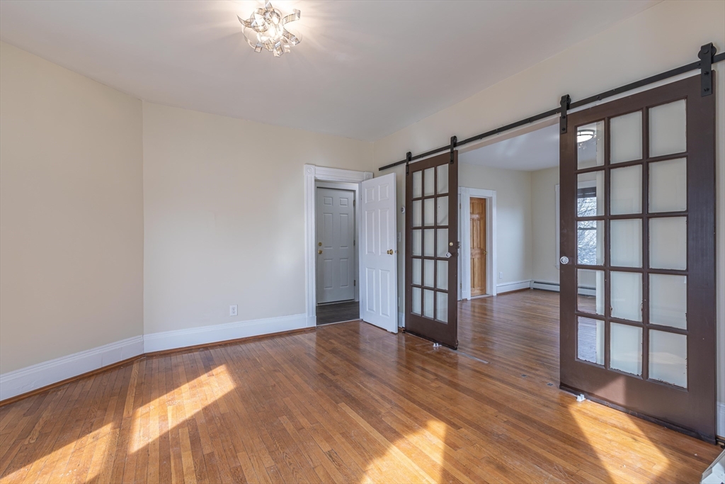 5 bed, 2 bath apartment for rent at 376 Medford St Unit 2, Somerville — photo 10 of 41