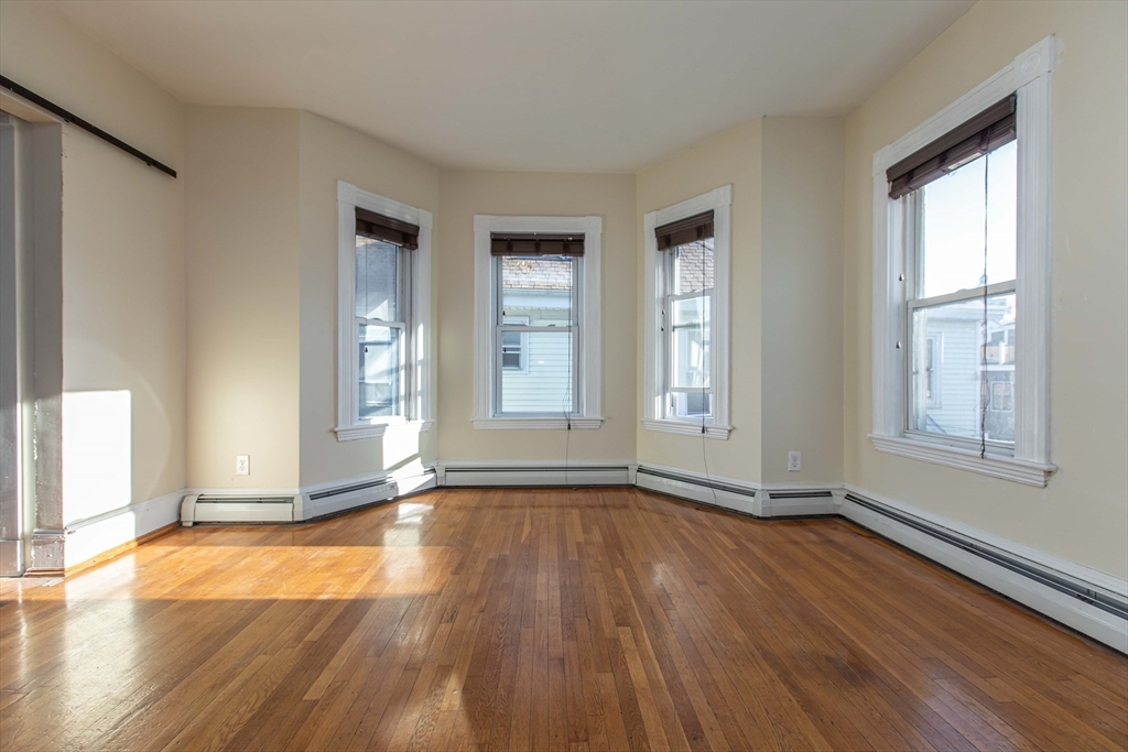 5 bed, 2 bath apartment for rent at 376 Medford St Unit 2, Somerville — photo 11 of 41
