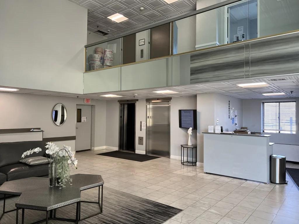 1 bed, 1 bath apartment for rent at 376 Ocean Ave Unit 1005, Revere — photo 6 of 21