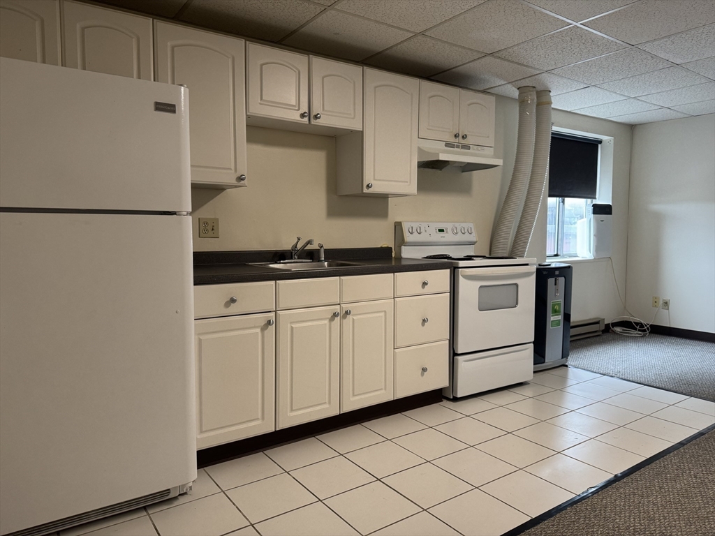 1 bed, 1 bath apartment for rent at 376 Ocean Ave Unit 200, Revere Beach — photo 11 of 28