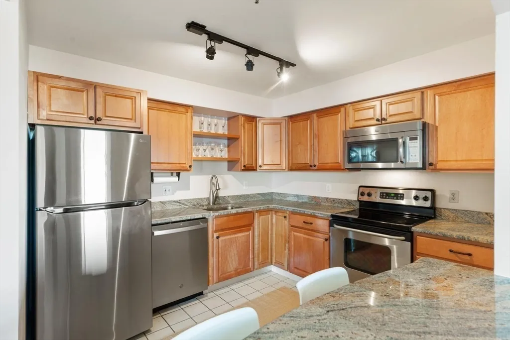 2 bed, 2 bath apartment for rent at 376 Ocean Ave Unit 706, Revere Beach — photo 13 of 42