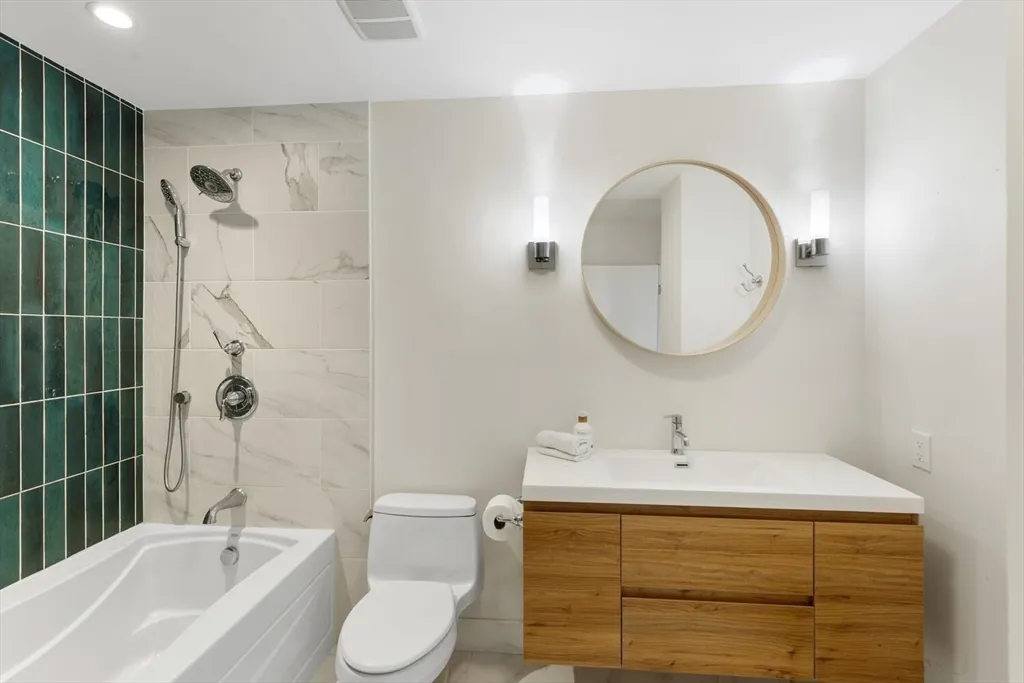 2 bed, 2 bath apartment for rent at 376 Ocean Ave Unit 706, Revere Beach — photo 17 of 42