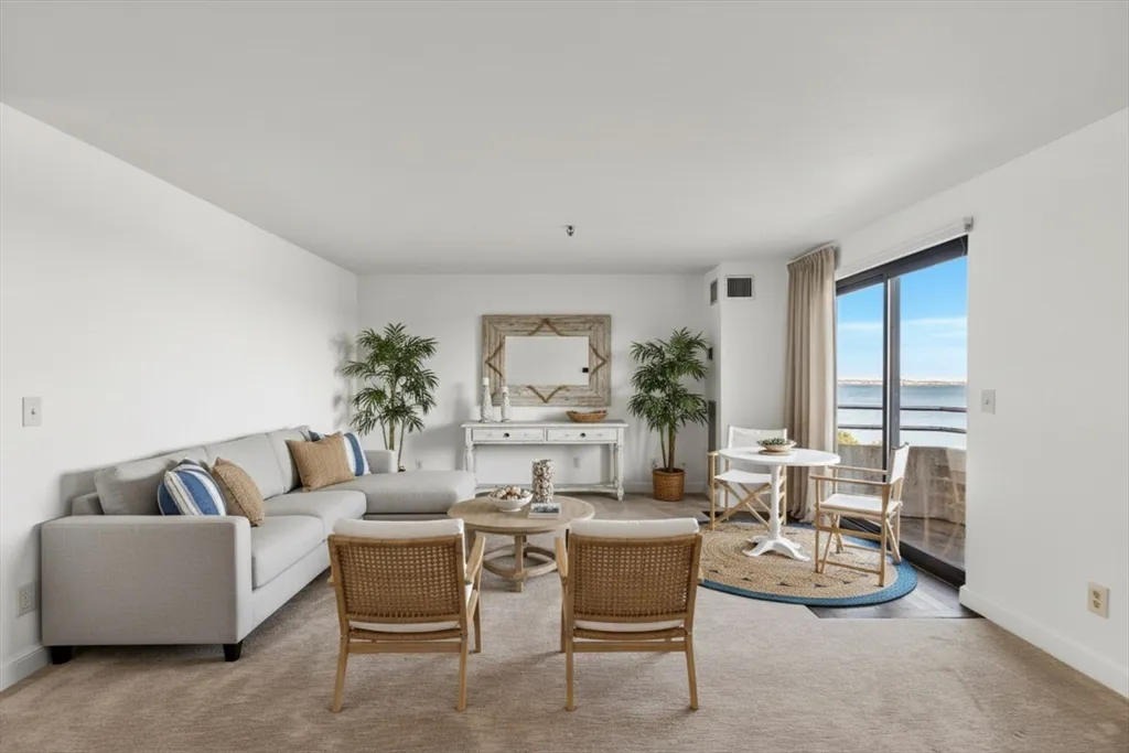 2 bed, 2 bath apartment for rent at 376 Ocean Ave Unit 706, Revere Beach — photo 5 of 42