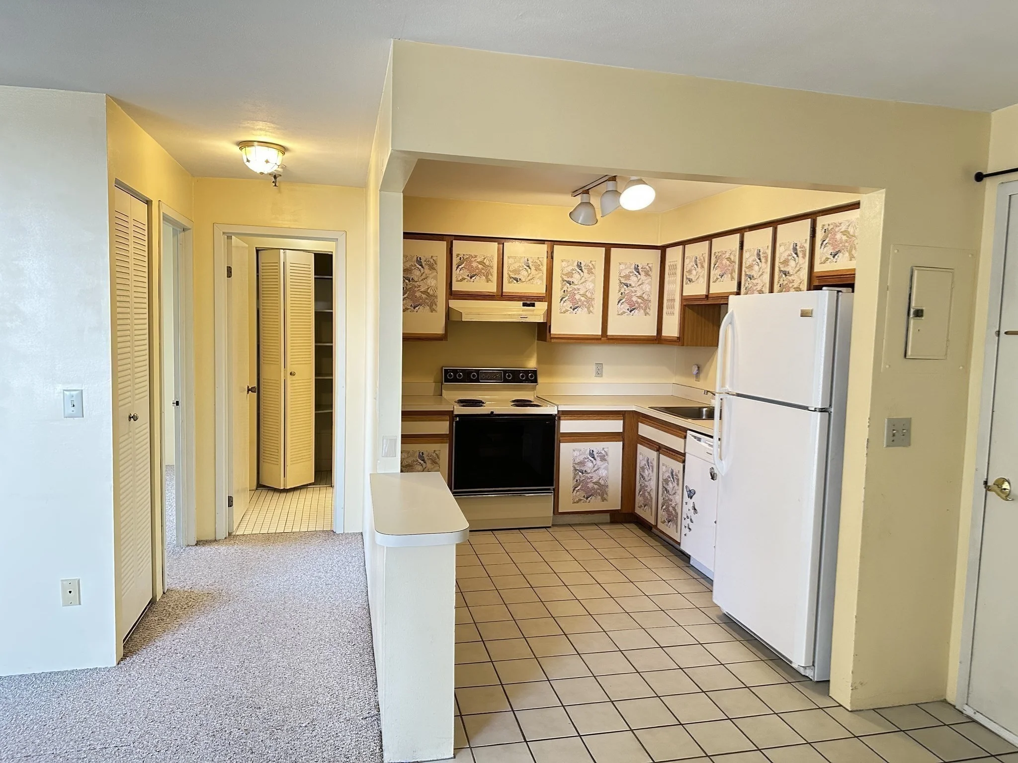 1 bed, 1 bath apartment for rent at 376 Ocean Ave Unit 810, Revere Beach — photo 17 of 29