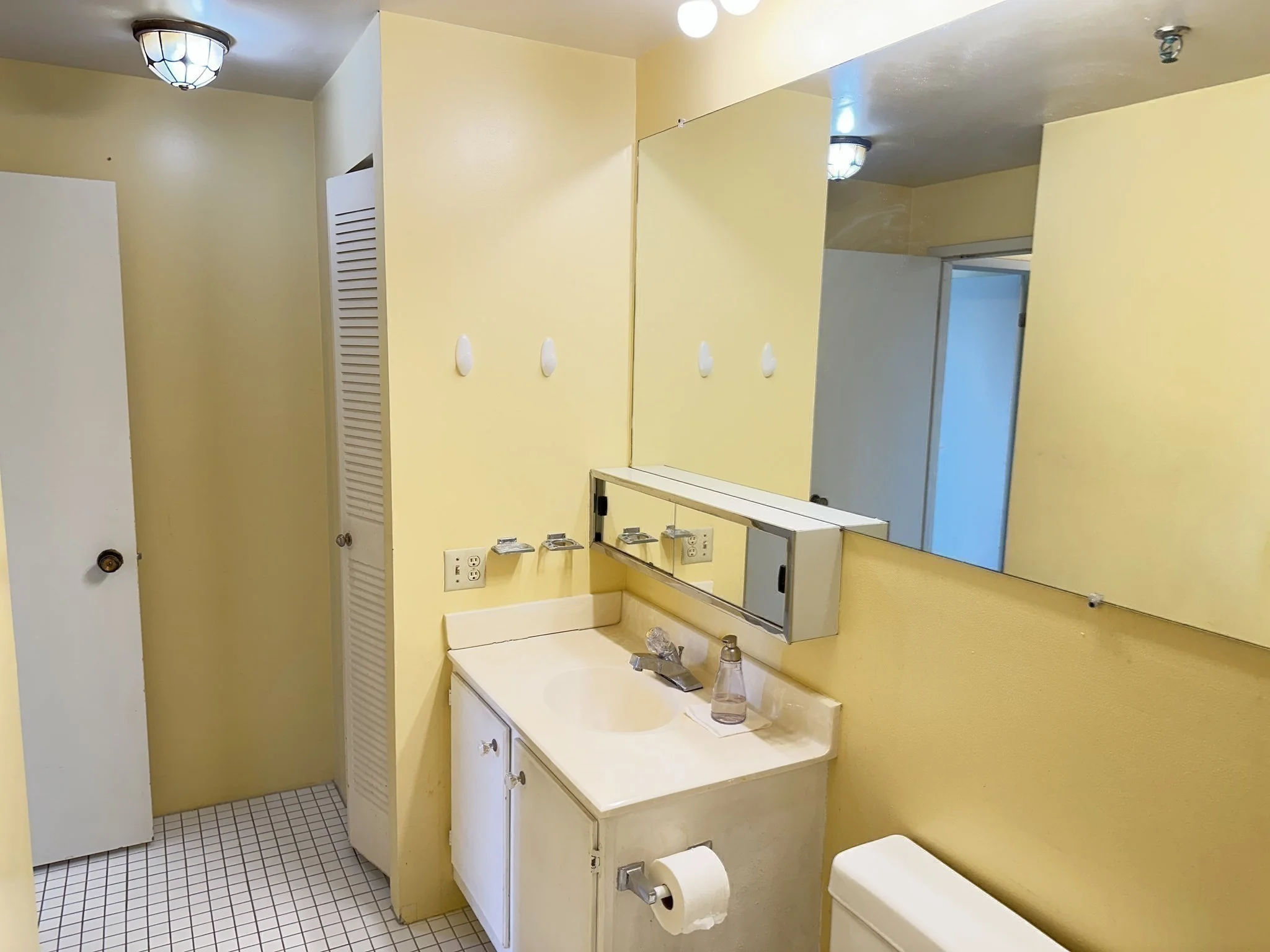 1 bed, 1 bath apartment for rent at 376 Ocean Ave Unit 810, Revere Beach — photo 24 of 29