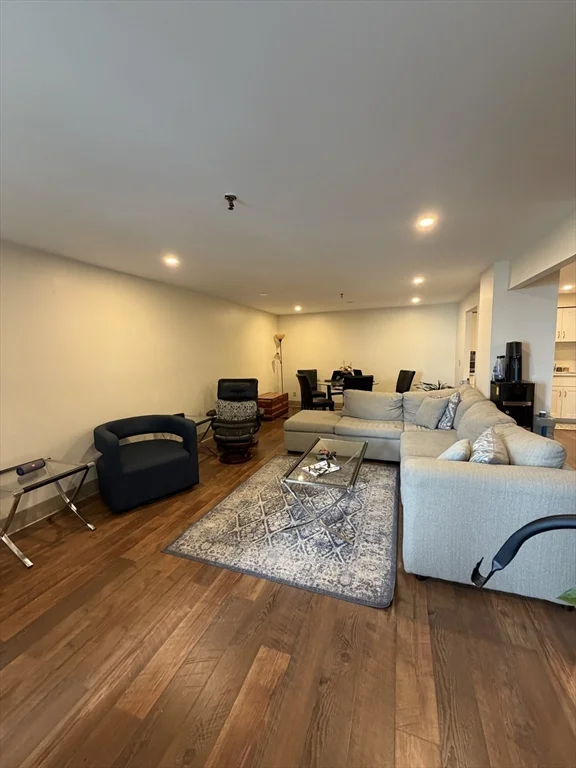 3 bed, 2 bath apartment for rent at 376 Ocean Ave Unit 901, Revere — photo 5 of 12
