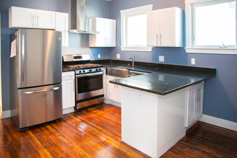 5 bed, 1 bath apartment for rent at 376 Prospect St Unit 2, Wellington-Harrington — photo 1 of 13