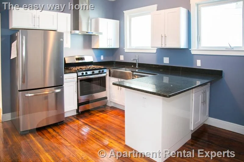 5 bed, 1 bath apartment for rent at 376 Prospect St Unit 3, Inman Square — photo 1 of 10