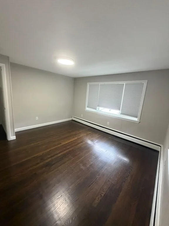 3 bed, 1 bath apartment for rent at 376 Revere Beach Pkwy Unit 1, Revere — photo 5 of 23
